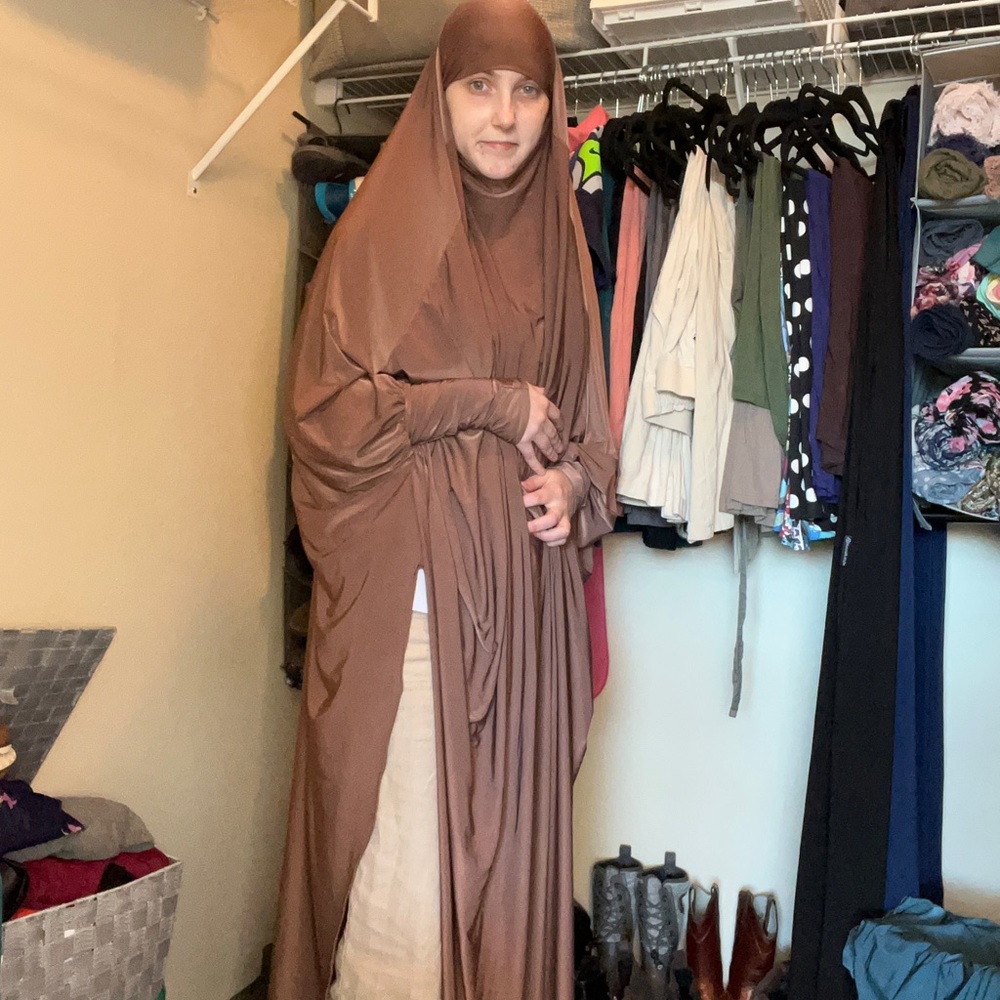 Brown 1 piece convertible khimar